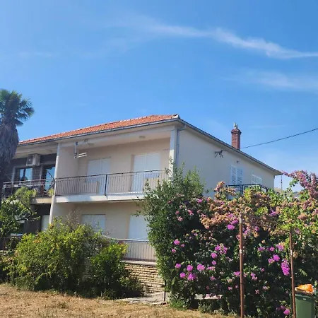 Croatia With Jacuzzi Apartman Trogir